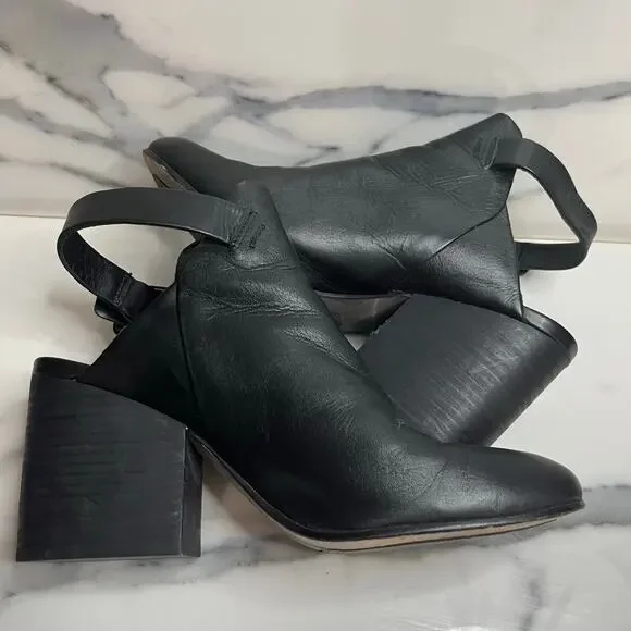 Eileen Fisher Women's Classic Minimalist Black Leather Stacked Heel Boots Sz 7 - Picture 6 of 8